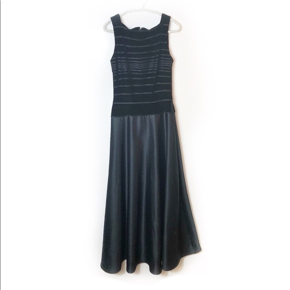 Tadashi Shoji velvet gown Sz 4 - Picture 1 of 3